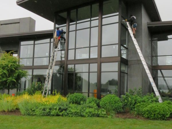 Commercial Window Cleaning in Paw Creek NC 2 Streak free commercial window cleaners in Paw Creek