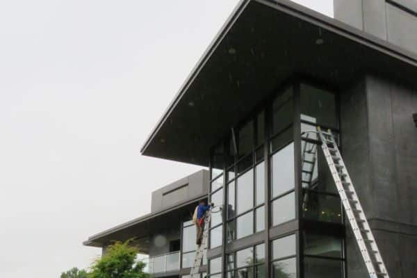 Commercial Window Cleaning in Paw Creek NC 4 Streak free commercial window cleaners in Paw CreekExterior window washing for businesses in Paw Creek